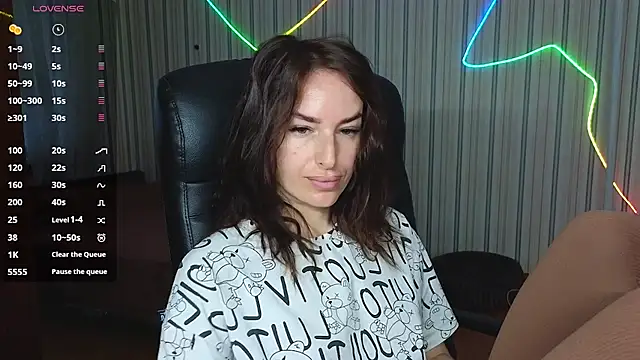 xx adrihanna xx online show from July 2026 06:29:01 AM