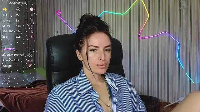 xx adrihanna xx online show from July 2026 09:15:02 AM
