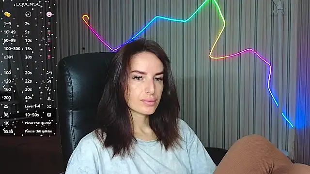 xx adrihanna xx online show from July 2026 06:00:02 AM