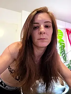 Snapshot of Ladykimberly_XOXO chatting on September 2025 03:00:02 PM Ladykimberly XOXO online show from September 2025 03:00:02 PM