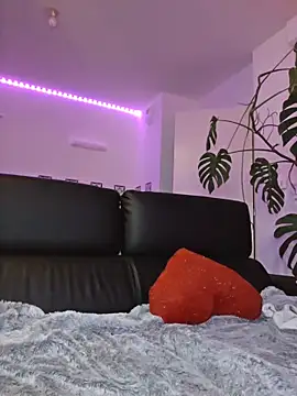 Snapshot of Ladykimberly_XOXO chatting on October 2025 09:11:01 PM Ladykimberly XOXO online show from October 2025 09:11:01 PM