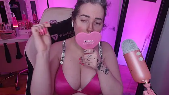 rachelbrooksxx online show from June 2026 07:30:02 PM