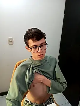 Snapshot of Norehg chatting on March 2025 12:22:02 PM Norehg online show from March 2025 12:22:02 PM