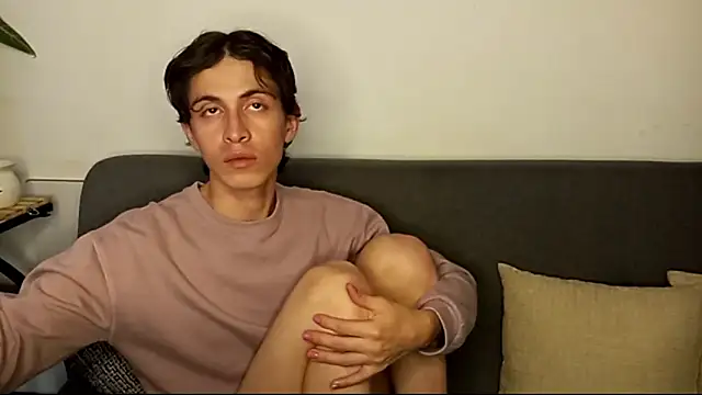 Snapshot of Norehg chatting on September 2025 08:47:02 PM Norehg online show from September 2025 08:47:02 PM