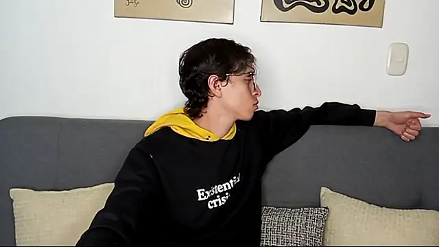 Snapshot of Norehg chatting on October 2025 08:39:02 PM Norehg online show from October 2025 08:39:02 PM