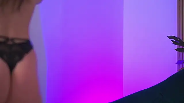 LesaisMore online show from February 2025 08:06:02 AM