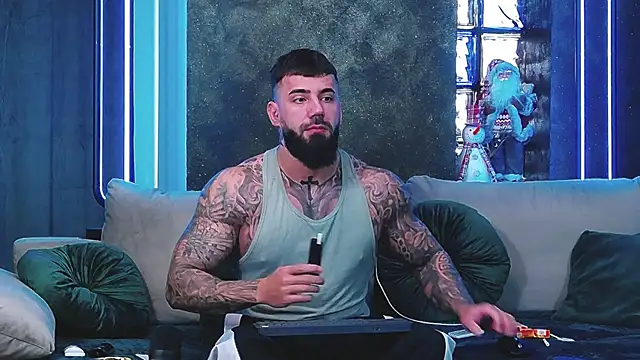 Snapshot of masterkingofmusclee chatting on December 2024 08:58:01 AM masterkingofmusclee online show from December 2024 08:58:01 AM