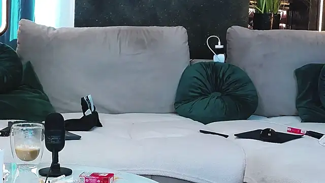 Snapshot of masterkingofmusclee chatting on January 2025 09:24:02 AM masterkingofmusclee online show from January 2025 09:24:02 AM