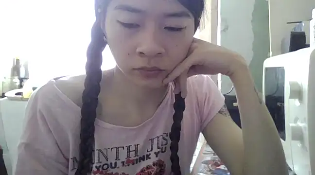 CarlyJoy online show from March 2025 06:46:02 AM