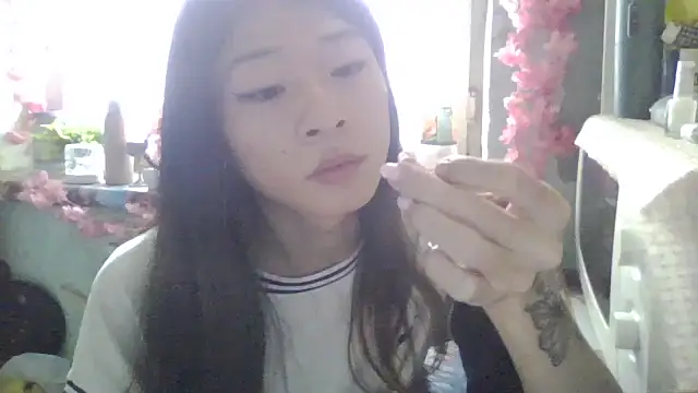 CarlyJoy online show from October 2025 11:50:02 AM