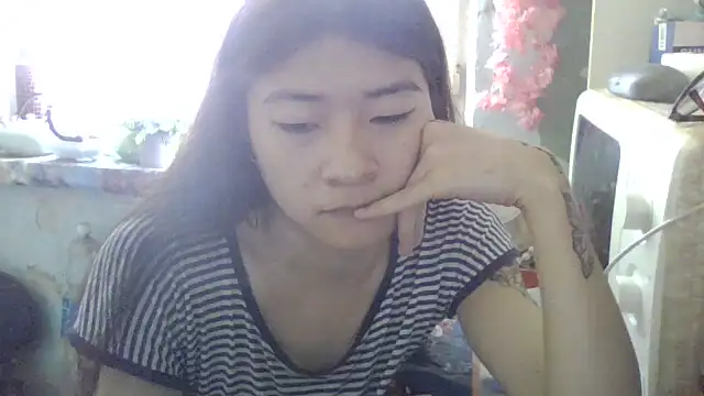 Snapshot of CarlyJoy chatting on June 2026 11:08:01 AM CarlyJoy online show from June 2026 11:08:01 AM