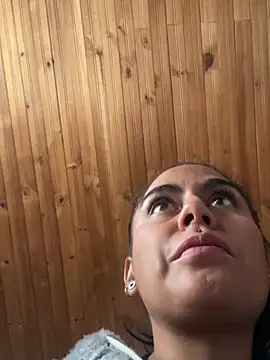 Snapshot of im_amber chatting on February 2026 01:30:02 PM im amber online show from February 2026 01:30:02 PM