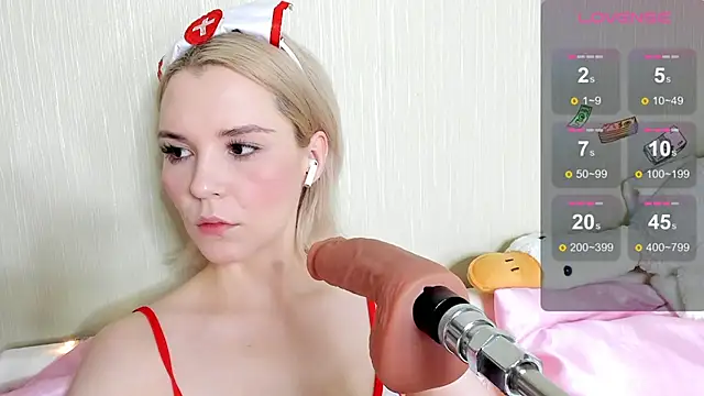 Kaya Devis online show from January 2025 04:48:02 AM