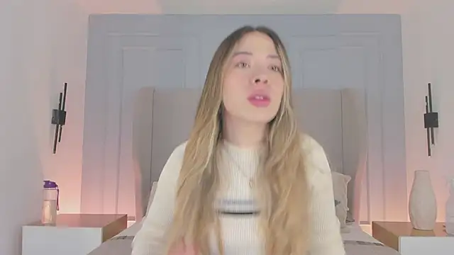 chloe d online show from May 2026 12:33:02 PM
