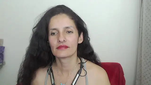 catalina duran1 online show from December 2025 04:17:01 AM