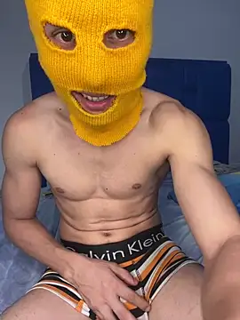 Snapshot of the_littleangel1 chatting on January 2025 04:15:01 AM the littleangel1 online show from January 2025 04:15:01 AM