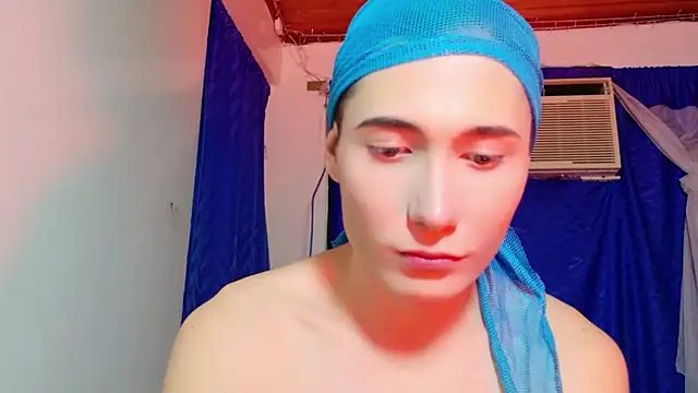 Snapshot of the_littleangel1 chatting on February 2026 10:06:02 PM the littleangel1 online show from February 2026 10:06:02 PM