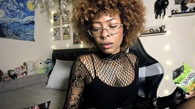 Snapshot of Cristal_Jonas@xh chatting on October 2025 04:34:02 AM Cristal Jonasxh online show from October 2025 04:34:02 AM