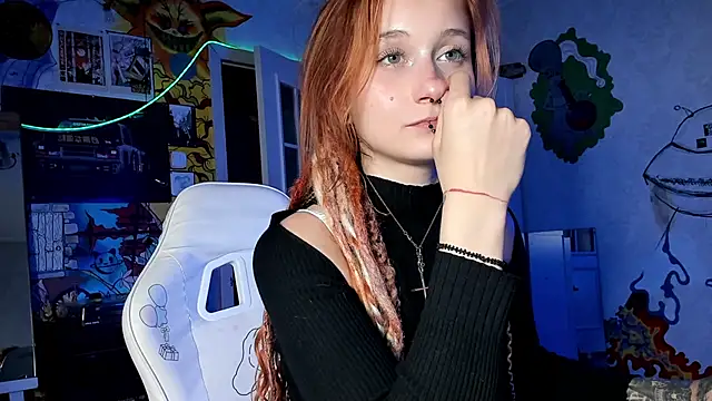 Sunny Mouse  online show from October 2025 04:48:01 PM