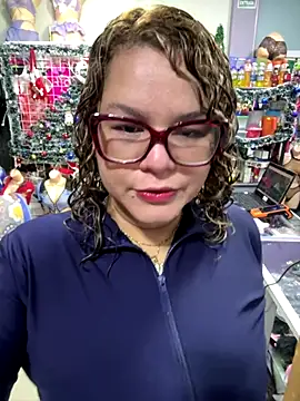 ROSALIALUCY online show from January 2026 11:45:02 AM