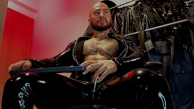 billyMayer  online show from December 2024 11:47:01 AM