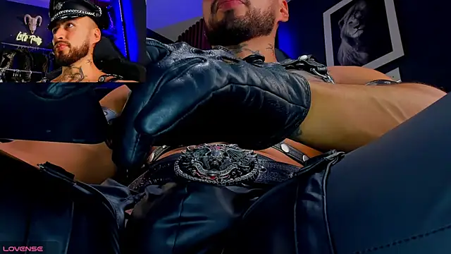 billyMayer  online show from October 2025 04:47:01 PM