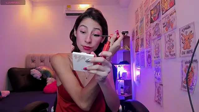 Snapshot of Gorgeous_Team chatting on February 2025 08:05:02 PM Gorgeous Team online show from February 2025 08:05:02 PM