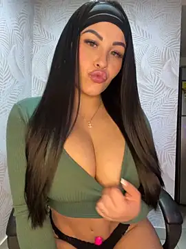 sexyyykloee online show from September 2025 06:17:01 AM