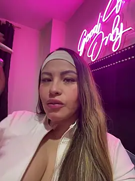sexyyykloee online show from July 2026 05:05:01 AM