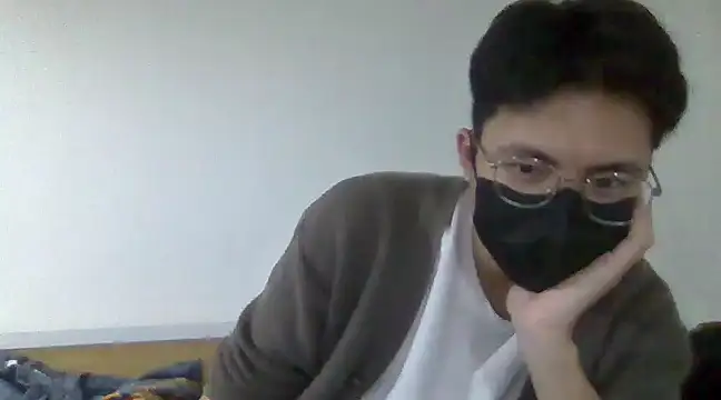 Snapshot of Gwencloudy chatting on January 2025 01:27:01 PM Gwencloudy online show from January 2025 01:27:01 PM