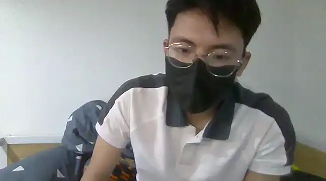 Snapshot of Gwencloudy chatting on January 2025 11:56:01 AM Gwencloudy online show from January 2025 11:56:01 AM