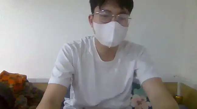 Snapshot of Gwencloudy chatting on February 2025 01:58:01 PM Gwencloudy online show from February 2025 01:58:01 PM