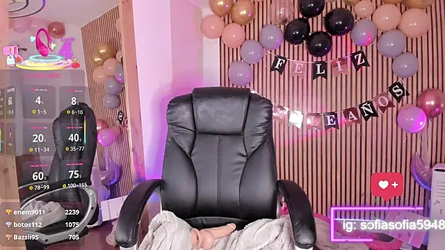 sofiah  online show from November 2025 06:24:02 PM