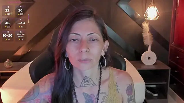 Snapshot of dark_gotica chatting on February 2026 07:14:02 PM dark gotica online show from February 2026 07:14:02 PM