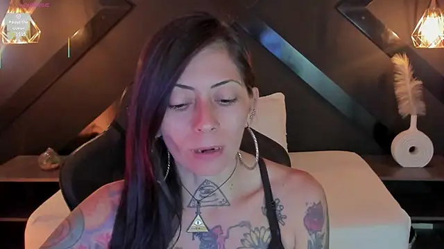 Snapshot of dark_gotica chatting on March 2026 07:09:02 PM dark gotica online show from March 2026 07:09:02 PM