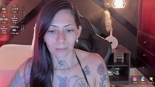 dark gotica online show from May 2026 07:11:01 PM
