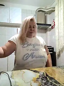 AriannaMilf online show from July 2026 08:28:02 PM