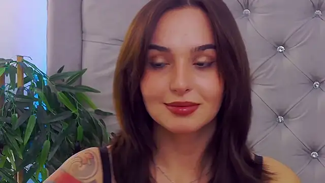 MeIisaLove online show from October 2025 06:51:02 PM