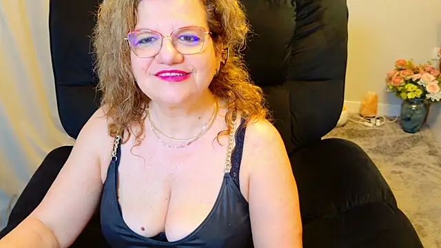 maggiemilff online show from May 2026 03:35:02 AM