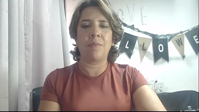 Victoria meester online show from October 2025 07:36:02 PM