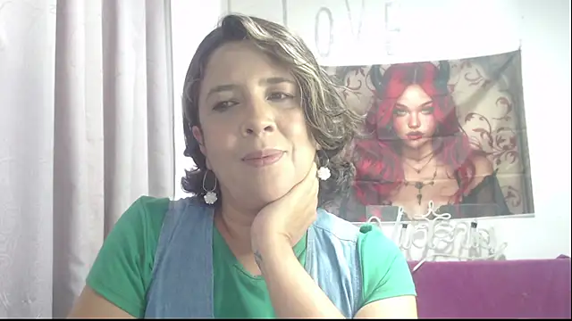 Victoria meester online show from November 2025 02:41:02 PM