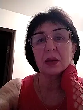 Snapshot of AlbinaXPretty chatting on February 2025 07:25:02 PM AlbinaXPretty online show from February 2025 07:25:02 PM