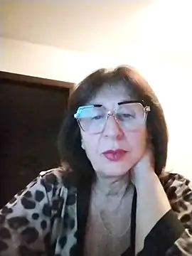 Snapshot of AlbinaXPretty chatting on October 2025 09:23:02 PM AlbinaXPretty online show from October 2025 09:23:02 PM