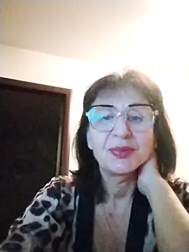 Snapshot of AlbinaXPretty chatting on October 2025 04:05:02 PM AlbinaXPretty online show from October 2025 04:05:02 PM