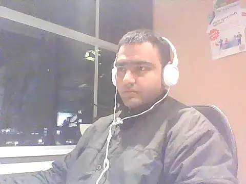 Snapshot of JohnBond009 chatting on January 2025 05:48:01 PM JohnBond009 online show from January 2025 05:48:01 PM