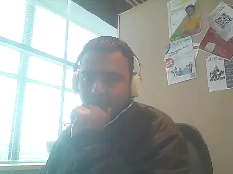 Snapshot of JohnBond009 chatting on January 2025 11:56:01 AM JohnBond009 online show from January 2025 11:56:01 AM