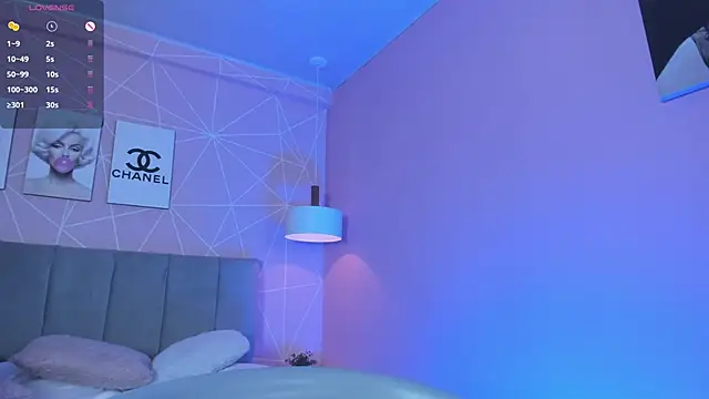 dolly zoe online show from September 2025 09:47:02 AM