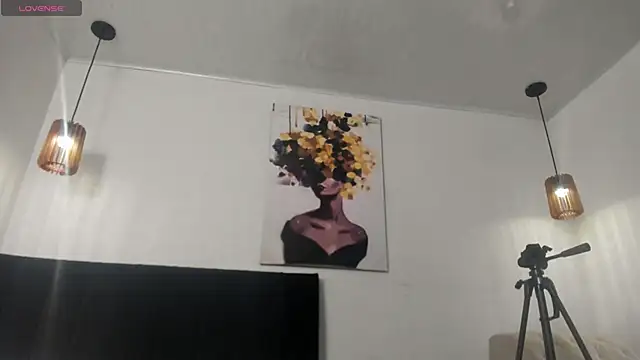 dolly zoe online show from February 2026 05:04:01 AM