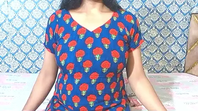 nikitahot3 online show from April 2026 12:31:01 AM