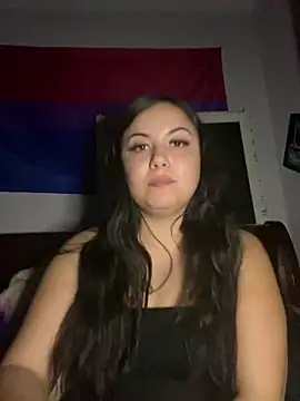 Snapshot of xocrybaby chatting on December 2024 04:14:02 AM xocrybaby online show from December 2024 04:14:02 AM